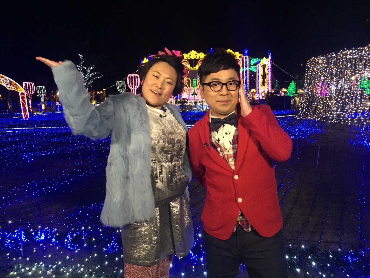 左からフォーリンラブ・バービー、パンクブーブー黒瀬。(c)FBS