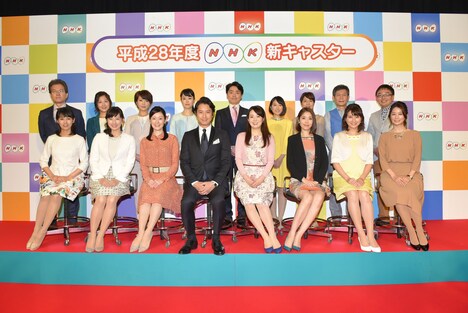 「平成28年度番組 キャスター発表記者会見」の様子。