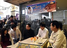 「ゆにばーす川瀬名人のグランドこたつSHOW」の様子。