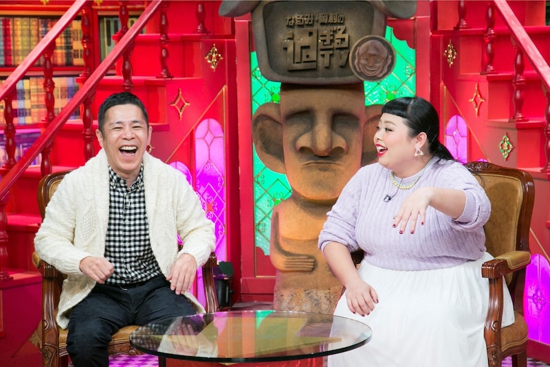 「なるみ・岡村の過ぎるTV」に出演する(左から)ナインティナイン岡村、渡辺直美。(c)ABC