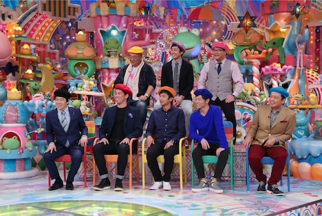 「絵心ない芸人」たち。(c)テレビ朝日