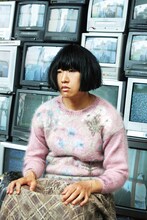 オカッパおばさん役の南海キャンディーズしずちゃん。(c)福満しげゆき・講談社/映画「ヒーローマニア-生活-」製作委員会