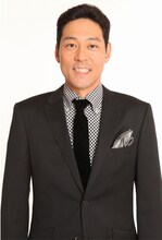 「第5回ytv漫才新人賞決定戦」決勝戦で司会を務める東野幸治。