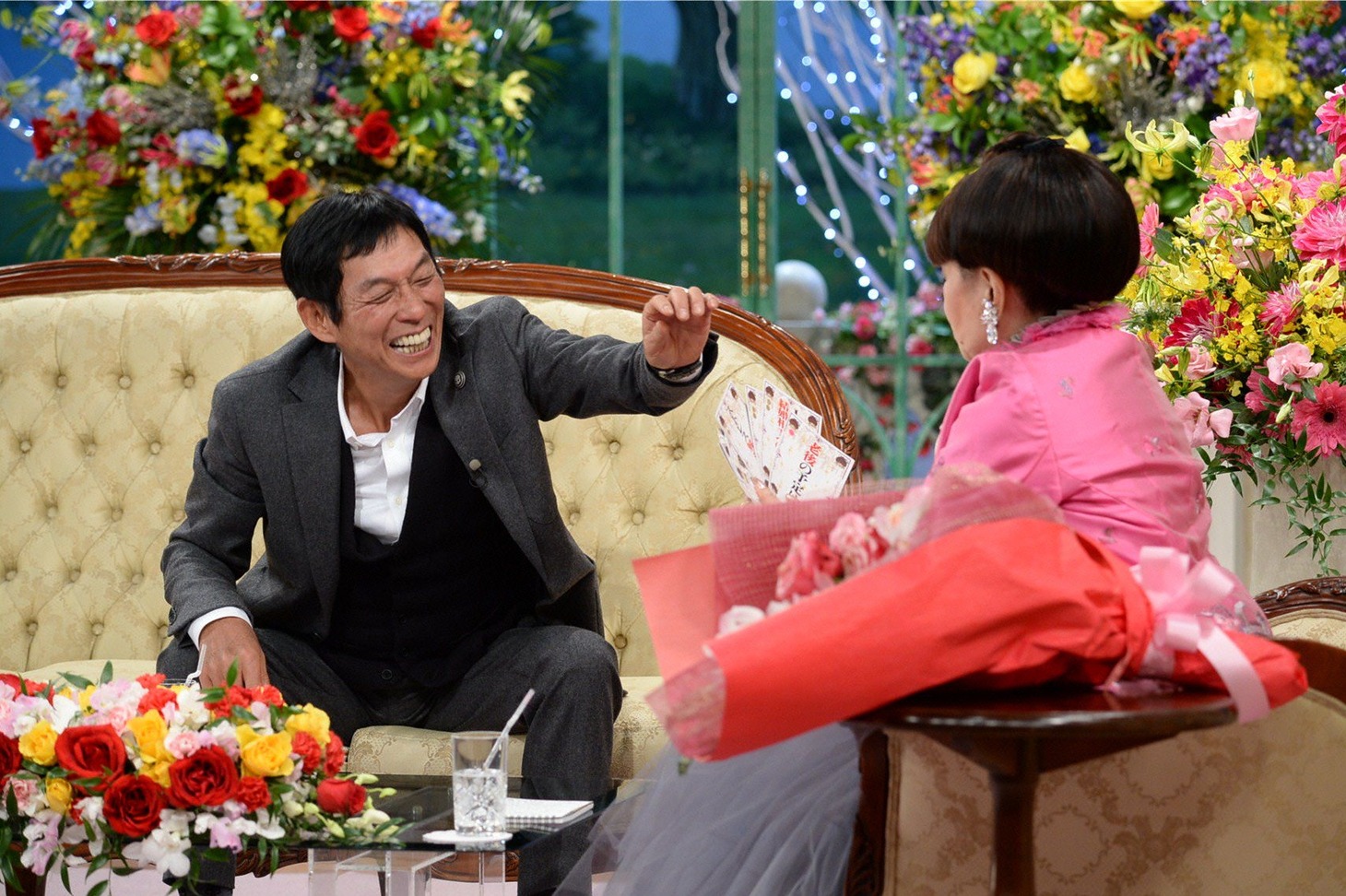 「徹子の部屋 祝40周年 最強夢トークスペシャル」に出演する（左から）明石家さんま、黒柳徹子。(c)テレビ朝日