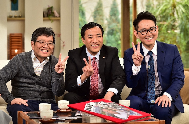 「がっちりマンデー!!」にゲスト出演するナイツと森永卓郎（左）。(c)TBS