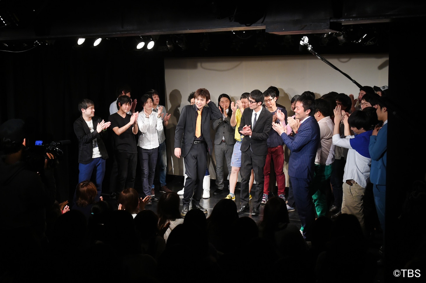 スパローズ森田が公開プロポーズを行ったライブのワンシーン。