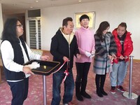 「ポンコツおじさん旅に出る2～2016 マドンナ大集合スペシャル～」のワンシーン。(c)テレビ東京