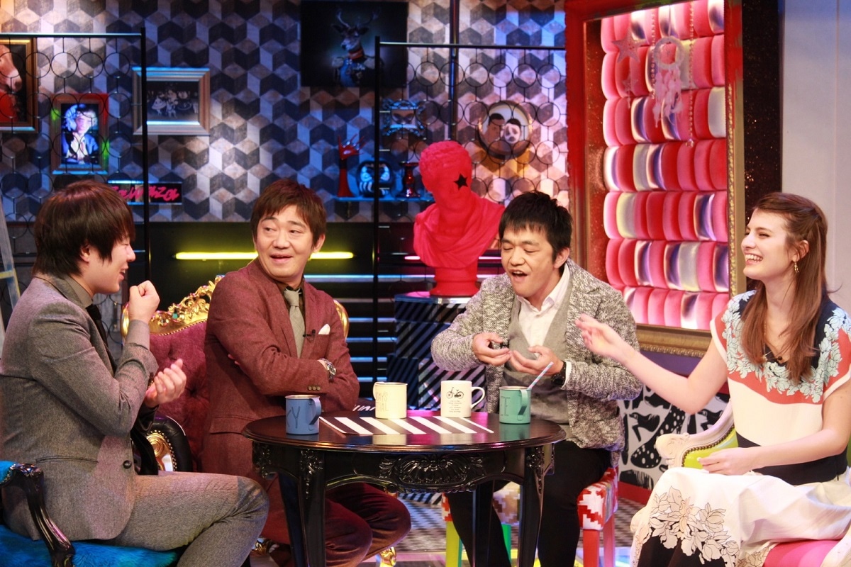 左からウーマンラッシュアワー村本、メッセンジャー黒田、中川家・剛、マギー。(c)テレビ大阪