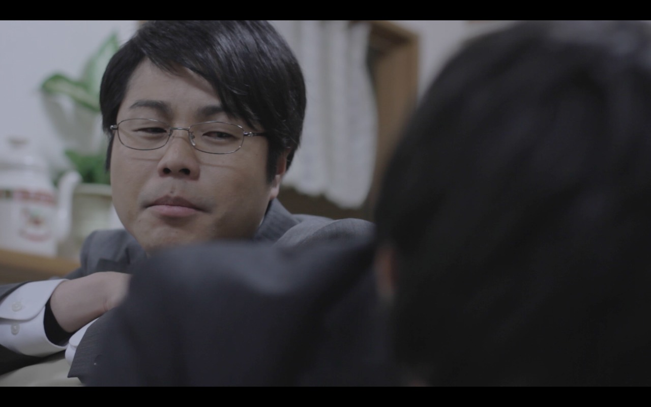 「ロマンチック・ハイボール」のNON STYLE井上出演シーン。