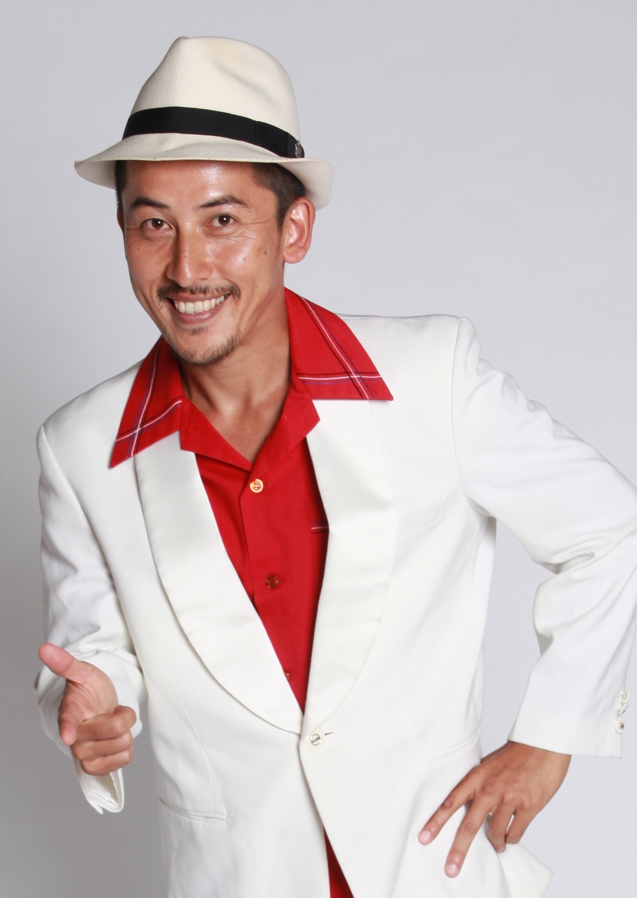 西村