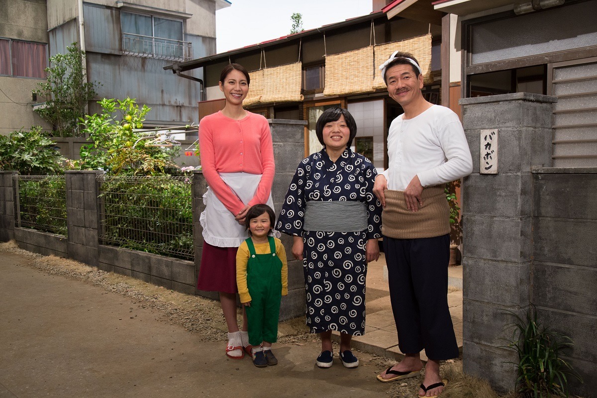 ドラマ「天才バカボン」の出演者たち。(c)日本テレビ