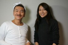 「SEIKO presents 松下奈緒 Sound Story」で共演した（左から）くりぃむしちゅー上田と松下奈緒。