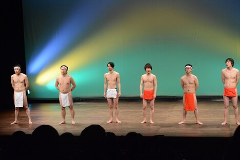 三福エンターテイメントと流れ星・瀧上が参加した「ふんど6」。