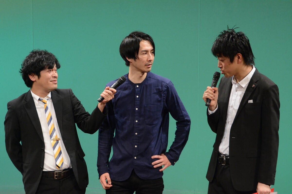エンディングの様子。左から流れ星ちゅうえい、三福エンターテイメント、三拍子・高倉。