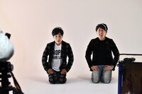 ジャケット写真の撮影中の様子。