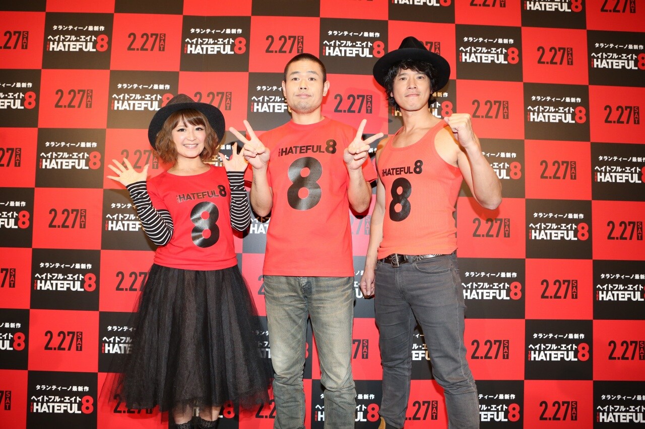 映画「ヘイトフル・エイト」の公開直前トークイベントに出席した（左から）矢口真里、品川庄司。