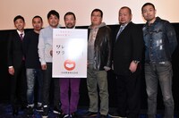 左から天津・木村、千鳥、木村祐一、130Rほんこん、東京ダイナマイト・ハチミツ二郎、品川庄司・品川。