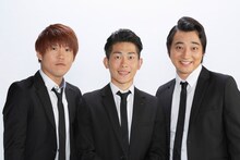 メインステージのMCを務めるジャングルポケット。