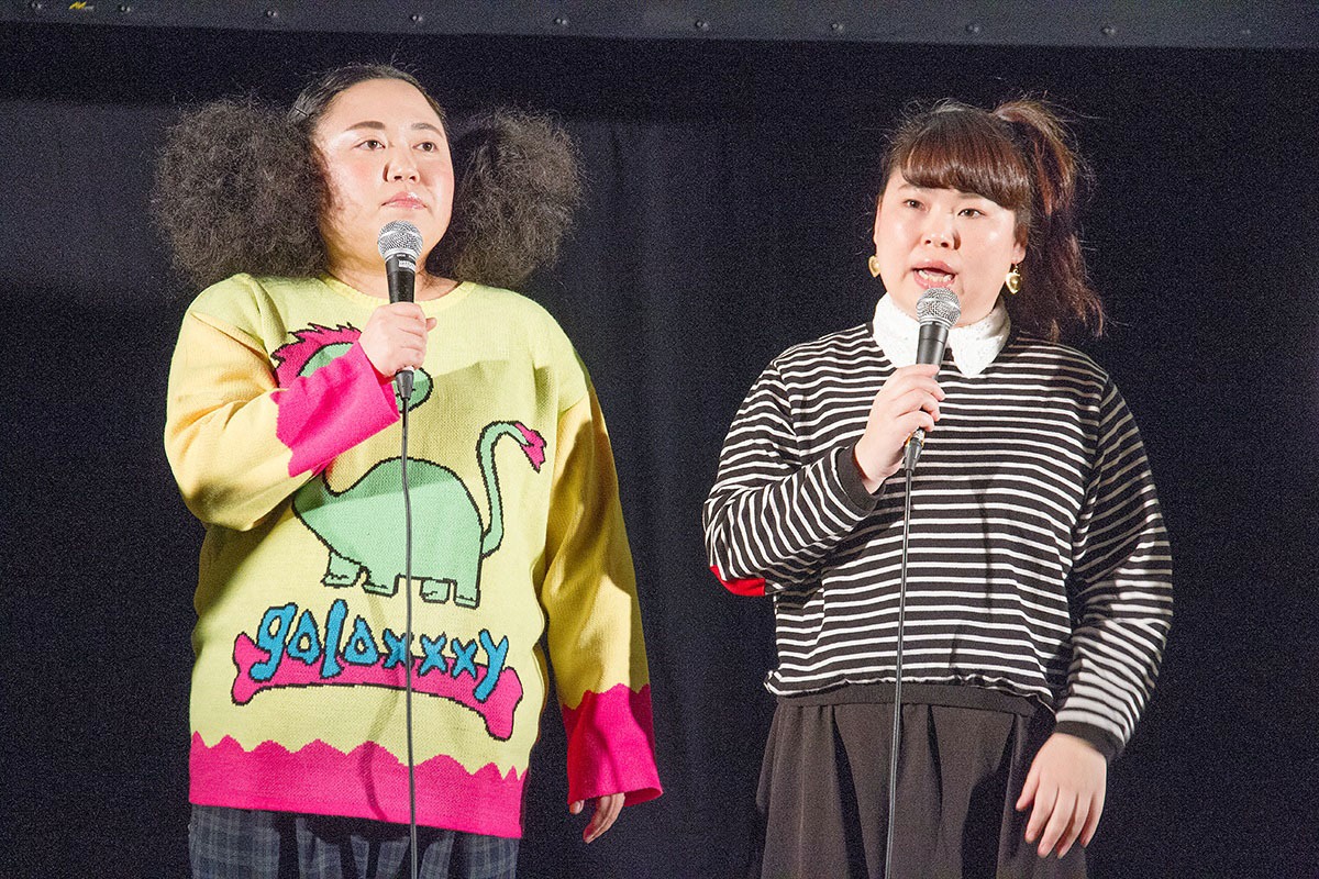 「スーパーベジタブルブギ」の舞台挨拶に登壇したニッチェ。