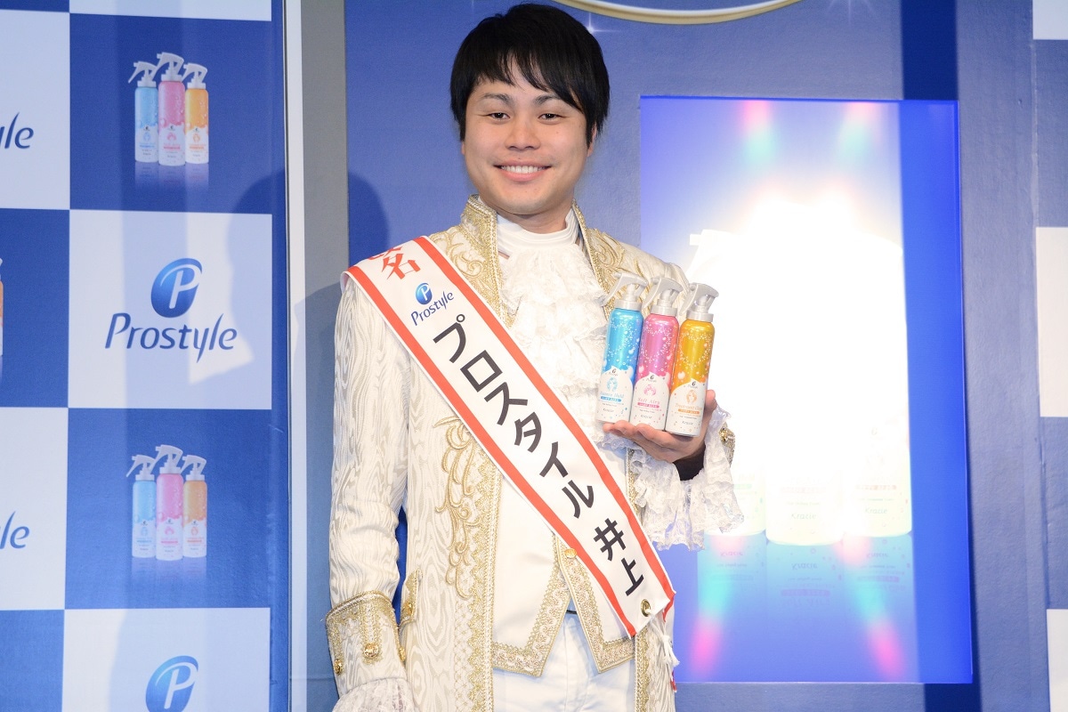 イベントに登場したNON STYLE井上。