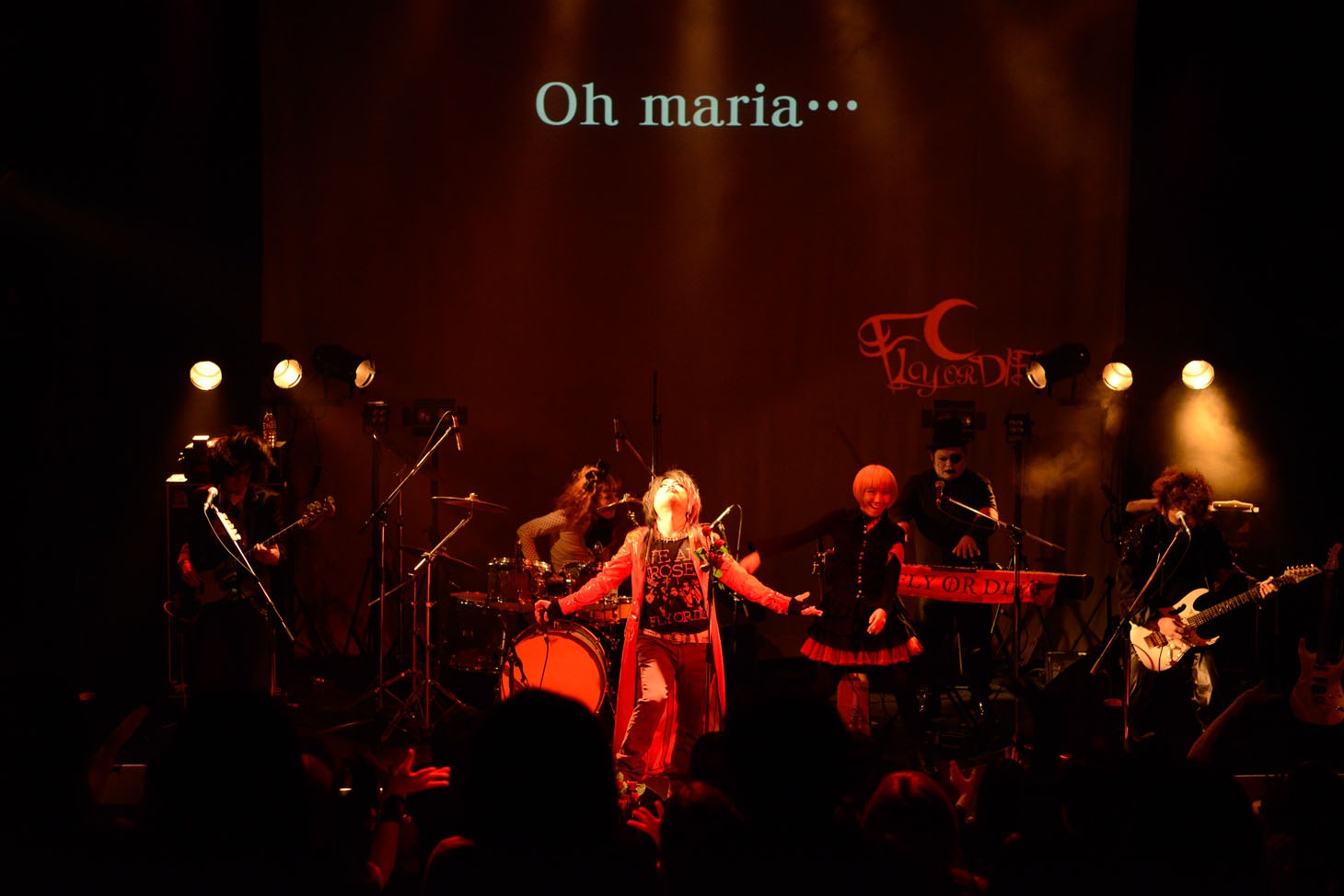 アルバム「矛と盾」発売記念ライブの様子。（撮影：Yasuhiro Ohara）