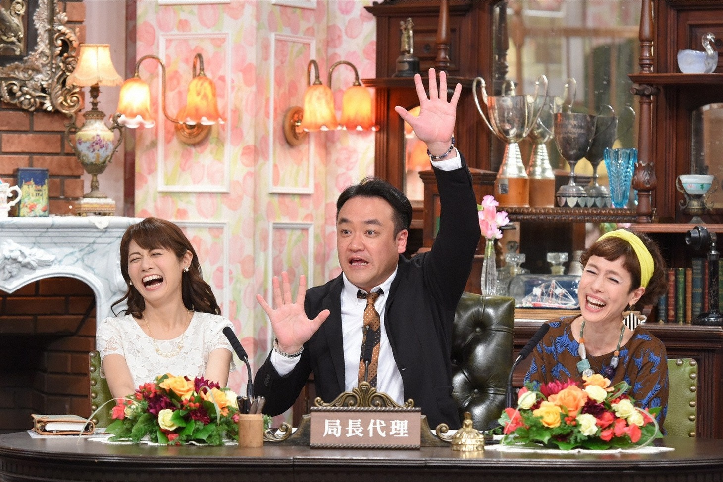 「探偵！ナイトスクープ」に出演する、たむらけんじ（中央）、久本雅美（右）、松尾依里佳（左）。(c)ABC