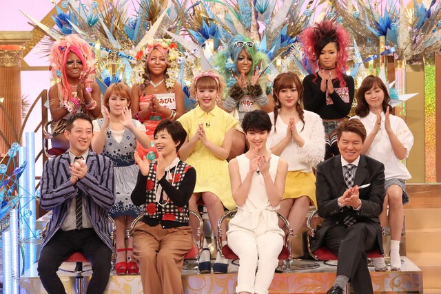 「日曜ファミリア・さんまの東大方程式」の出演者たち。(c)フジテレビ