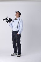 ジョン唐島を演じるななめ45°岡安。