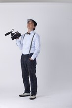 ジョン唐島を演じるななめ45°岡安。