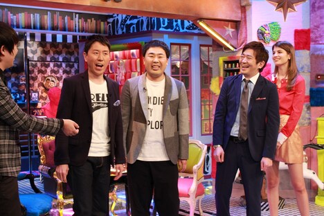 「わざわざ言うテレビ」のワンシーン。(c)テレビ大阪