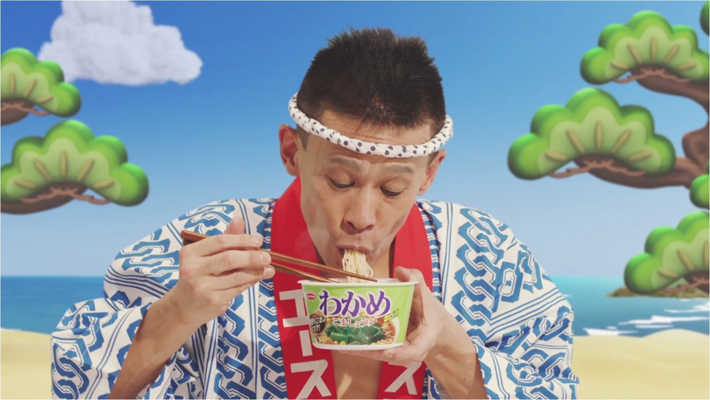 「わかめラーメン」の新テレビCMに出演する柳沢慎吾。