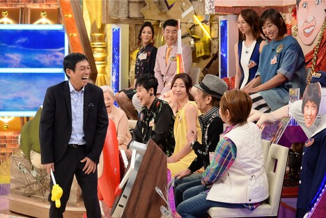 「明石家さんまのコンプレッくすっ杯」のワンシーン。(c)ABC