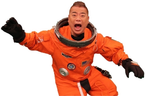 動画シリーズ「おうちde省エネ」に登場する出川哲朗。