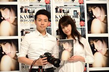 左からピース綾部、神室舞衣。