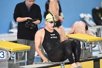 「炎の体育会TV」内のフィンスイミング企画のワンシーン。(c)TBS