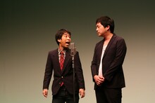 漫才中のウエストランド。