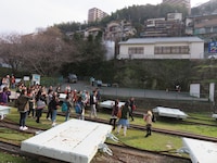 「軍艦島あるある、天候により上陸できない可能性が20%くらいありがち♪　だけどRGを信じて行ってみるツアー」の様子。