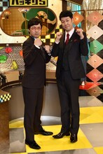 （左から）南海キャンディーズ山里、小籔千豊。