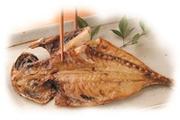 「骨まで食べられる焼き魚」のアジ。