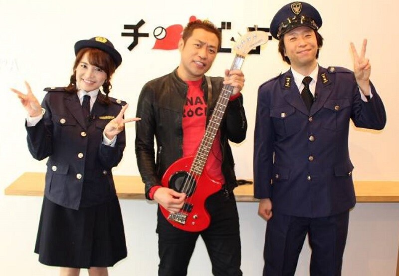 ホリの「求人任三郎がいく！」100回記念、はなわがお祝い