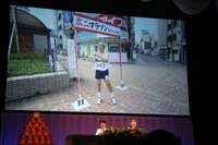 “広二マラソン”が中継されている様子。