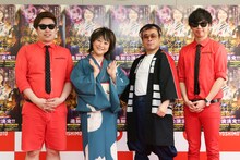 左から8.6秒バズーカーはまやねん、水谷千重子、八公太郎、8.6秒バズーカー田中シングル。