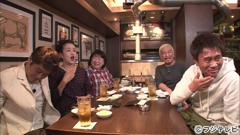 （左から）坂上忍、ピンクの電話、ダウンタウン。