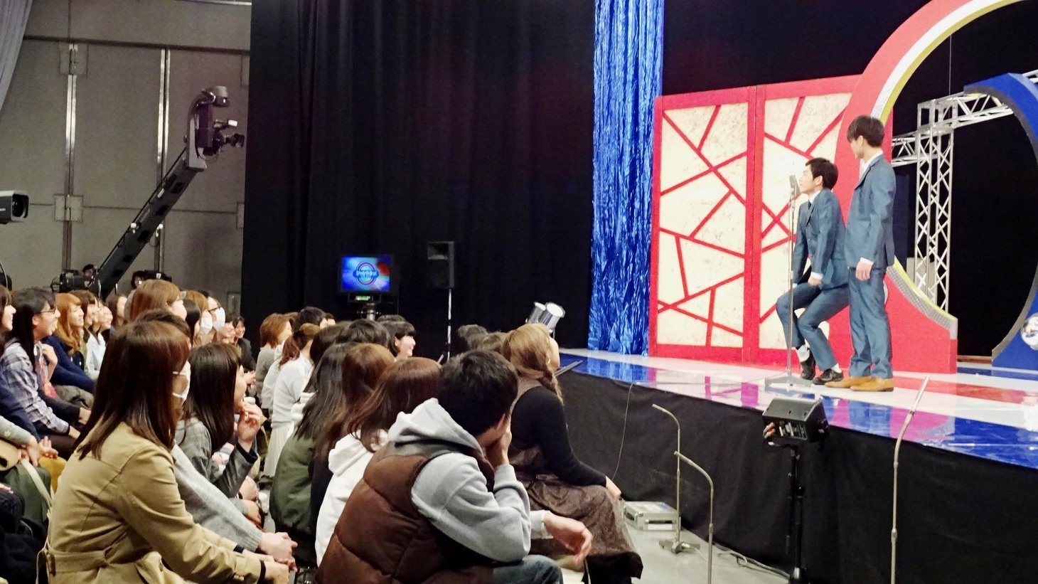 番組収録のワンシーン。(c)関西テレビ