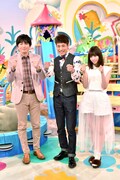 （左から）博多華丸・大吉の大吉、佐藤隆太、西野七瀬（乃木坂46）。