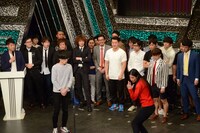 アピールする鶏あえず。