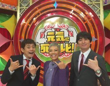 左から博多華丸、ピーター、博多大吉。