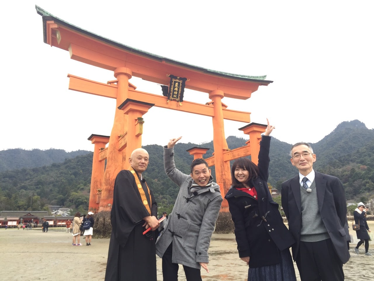 「お坊さんバラエティ ぶっちゃけ寺 3時間SP」(c)テレビ朝日