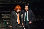 左から小野竜輔、デニス松下。