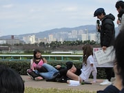 赤井沙希やチェリーに技をかけられるシンクロック木尾。